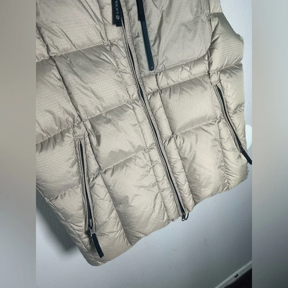 Burton Lava Light Tan Men's Puffer Snow Snowboard Vest Size XL Packable - Picture 3 of 7